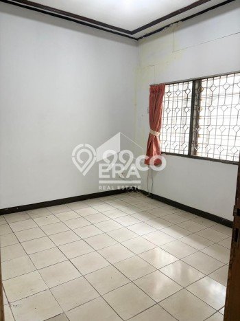 For Sale! Premium House LT 230m2 Desain Elegan di Pondok Kelapa For Sale! Premium House LT 230m2 Desain Elegan di Pondok Kelapa