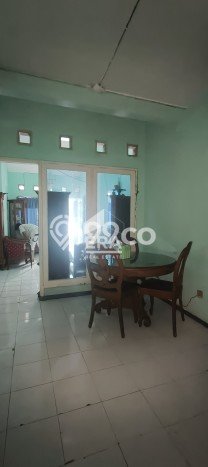 Rumah Luas Asri 4 KT Siap Huni di harapan indah Bekasi Rumah Luas Asri 4 KT Siap Huni di harapan indah Bekasi