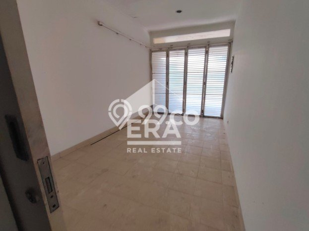 Jual Rumah Mewah Elegan Dengan View Eksklusif di Summarecon Bekasi, Bekasi Jual Rumah Mewah Elegan Dengan View Eksklusif di Summarecon Bekasi, Bekasi