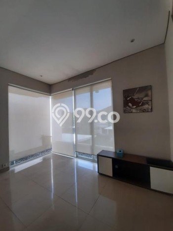 Hunian Elit LB 300m2 Siap Pakai Desain Elegan di Lidah Kulon, Surabaya Hunian Elit LB 300m2 Siap Pakai Desain Elegan di Lidah Kulon, Surabaya