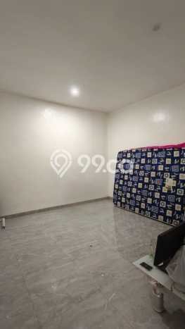 For Sale Rumah 4 Kamar Lokasi Ideal Bagus dan Strategis di Wiyung For Sale Rumah 4 Kamar Lokasi Ideal Bagus dan Strategis di Wiyung