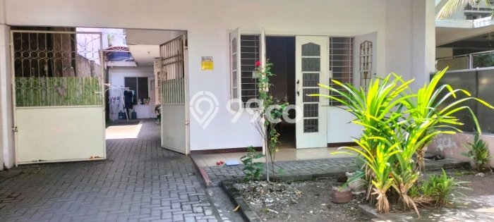 Dijual Rumah Mewah Elegan Dengan View Cantik di Dr Sutomo, Surabaya Dijual Rumah Mewah Elegan Dengan View Cantik di Dr Sutomo, Surabaya