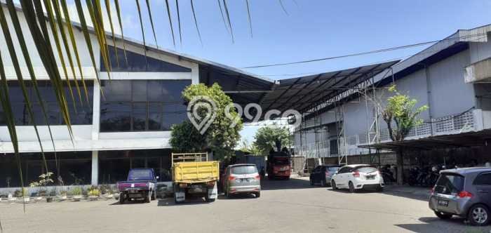 Untuk Dijual! Gudang di Margomulyo Surabaya LT 20000m2 / LB 1457m2 Kawasan Strategis Untuk Dijual! Gudang di Margomulyo Surabaya LT 20000m2 / LB 1457m2 Kawasan Strategis