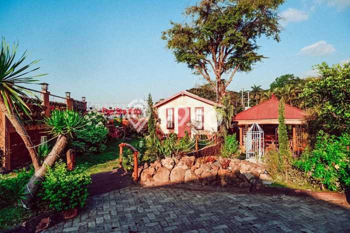 Area Ramai! Komersial Dijual di Purwodadi untuk Bisnis Luas Bangunan 1200m2 Area Ramai! Komersial Dijual di Purwodadi untuk Bisnis Luas Bangunan 1200m2