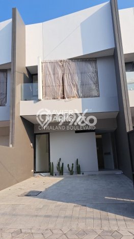 Jual Rumah Eksklusif 3 KT di Mulyosari, Surabaya Jual Rumah Eksklusif 3 KT di Mulyosari, Surabaya