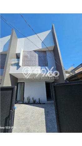 Jual Rumah Eksklusif 3 KT di Mulyosari, Surabaya Jual Rumah Eksklusif 3 KT di Mulyosari, Surabaya