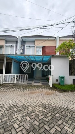 For Sale Rumah 4 Kamar Lokasi Ideal Bagus dan Strategis di Wiyung For Sale Rumah 4 Kamar Lokasi Ideal Bagus dan Strategis di Wiyung