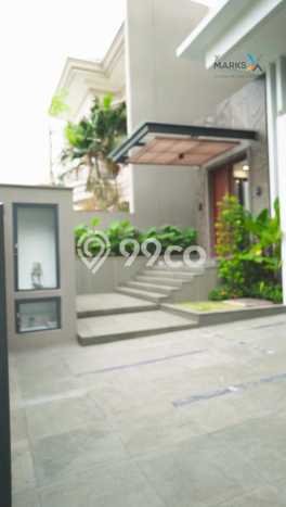 Jual Rumah Luas Megah Dengan View Eksklusif di Citraland, Surabaya Jual Rumah Luas Megah Dengan View Eksklusif di Citraland, Surabaya