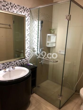 Ready to Use! Luxury House LT 200m2 Desain Modern di Pondok Indah Ready to Use! Luxury House LT 200m2 Desain Modern di Pondok Indah