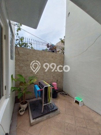 Ready to Use! Luxury House LT 168m2 Desain Modern di Pejaten Ready to Use! Luxury House LT 168m2 Desain Modern di Pejaten