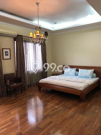 Ready to Use! Luxury House LT 200m2 Desain Modern di Pondok Indah Ready to Use! Luxury House LT 200m2 Desain Modern di Pondok Indah