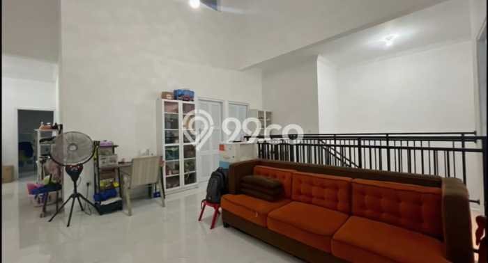 Dijual Rumah Luas Megah Dengan View Eksklusif di Bintaro, Tangerang Selatan Dijual Rumah Luas Megah Dengan View Eksklusif di Bintaro, Tangerang Selatan
