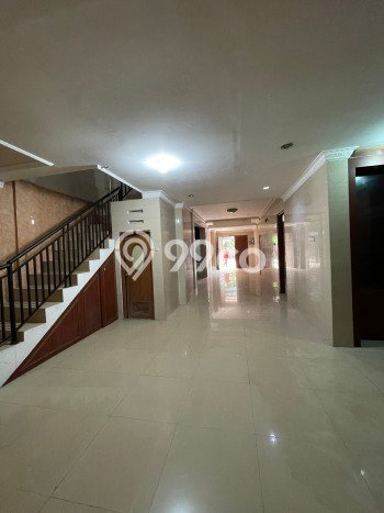 Kesempatan Memiliki Rumah LT 160m² / LB 260m² di Lokasi Strategis Graha Raya, Tangerang Selatan Kesempatan Memiliki Rumah LT 160m² / LB 260m² di Lokasi Strategis Graha Raya, Tangerang Selatan
