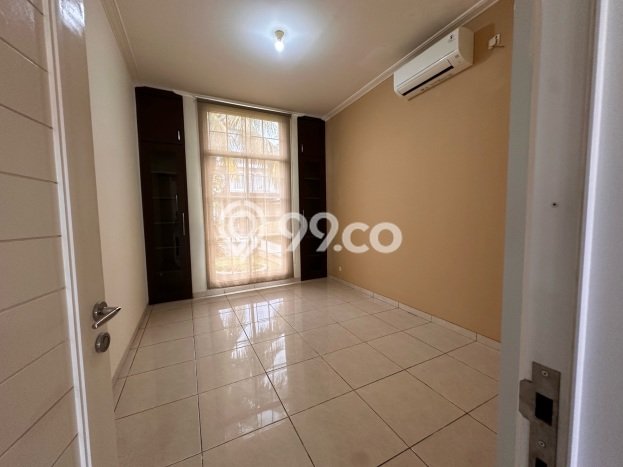 Rumah LT 180m2m² Akses Tol di , Tangerang Rumah LT 180m2m² Akses Tol di , Tangerang