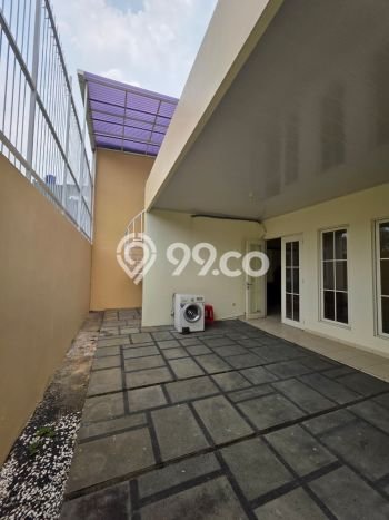 BEST CHOICE! Rumah di , LT 180m2m² LB 151m2m² BEST CHOICE! Rumah di , LT 180m2m² LB 151m2m²
