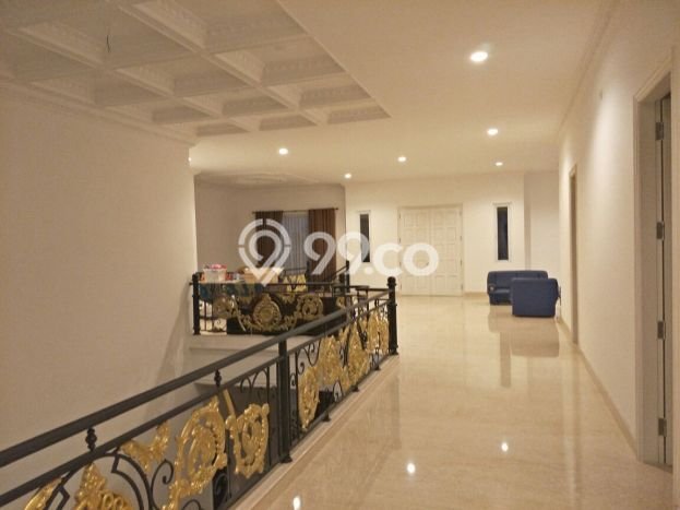 Dijual Rumah Mewah Megah Dengan View Eksklusif di Alam Sutera, Tangerang Dijual Rumah Mewah Megah Dengan View Eksklusif di Alam Sutera, Tangerang