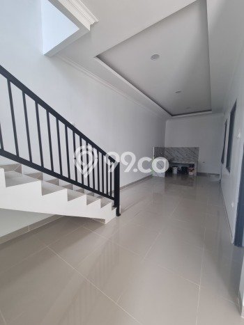 Rumah Strategis Serpong Regency Melati Mas, Tangerang Selatan, Luas 90m² Bangunan 120m² Rumah Strategis Serpong Regency Melati Mas, Tangerang Selatan, Luas 90m² Bangunan 120m²