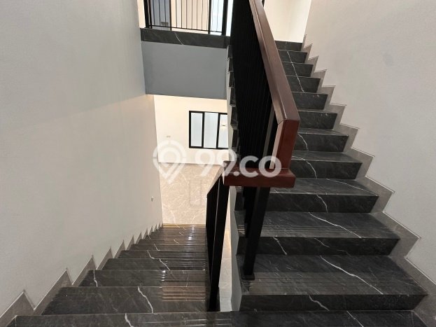 Dijual Rumah Mewah Elegan Dengan View Eksklusif di Alam Sutera, Tangerang Dijual Rumah Mewah Elegan Dengan View Eksklusif di Alam Sutera, Tangerang