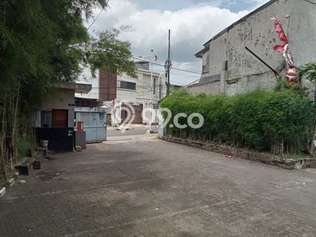 Kost Dijual di Kemanggisan dengan 40 KT dan Luas 2000m2 Kost Dijual di Kemanggisan dengan 40 KT dan Luas 2000m2