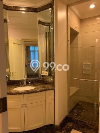 Hunian Apartemen High-Class untuk Dijual di Jakarta Selatan dengan 3 BR & 3 Kamar Mandi Hunian Apartemen High-Class untuk Dijual di Jakarta Selatan dengan 3 BR & 3 Kamar Mandi