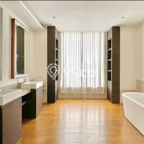 Apartemen Murah dengan 4 BR & 4 KM di Kebayoran Baru Jakarta Selatan Apartemen Murah dengan 4 BR & 4 KM di Kebayoran Baru Jakarta Selatan