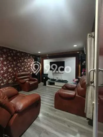 Siap Huni Rumah Mewah 5 Kamar di Cengkareng Dekat ke Mana Saja Siap Huni Rumah Mewah 5 Kamar di Cengkareng Dekat ke Mana Saja