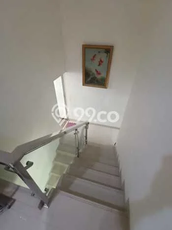 Siap Huni Rumah Mewah 5 Kamar di Cengkareng Dekat ke Mana Saja Siap Huni Rumah Mewah 5 Kamar di Cengkareng Dekat ke Mana Saja