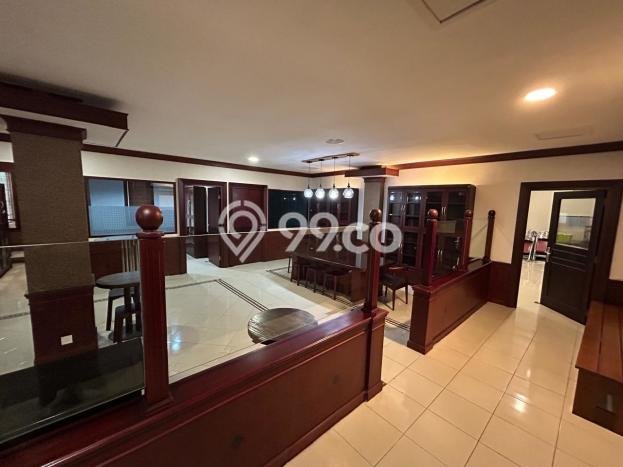 Kantor Dijual di Jakarta Barat LT 381m2 & LB 381m2 Lokasi Terbaik! Kantor Dijual di Jakarta Barat LT 381m2 & LB 381m2 Lokasi Terbaik!