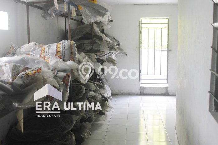 Ruko Dijual di Astanaanyar Bandung dengan LB 264m2 Ruko Dijual di Astanaanyar Bandung dengan LB 264m2
