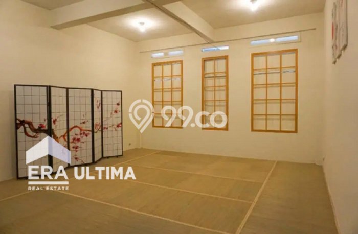 PRIME LOCATION! Ruko Kawasan Buah Batu, Luas 210m², Area Bisnis, Posisi Strategis PRIME LOCATION! Ruko Kawasan Buah Batu, Luas 210m², Area Bisnis, Posisi Strategis