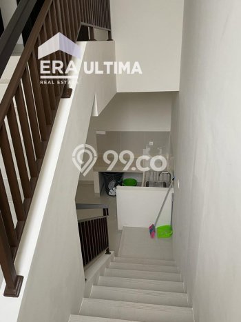Jual Rumah Mewah Elegan Dengan View Cantik di Buah Batu, Bandung Jual Rumah Mewah Elegan Dengan View Cantik di Buah Batu, Bandung