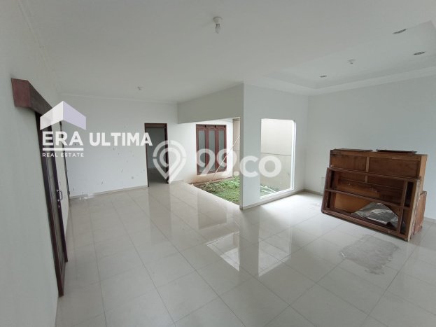 Dijual Rumah Elit Exclusive di Bojongloa Kidul, Bandung Dijual Rumah Elit Exclusive di Bojongloa Kidul, Bandung