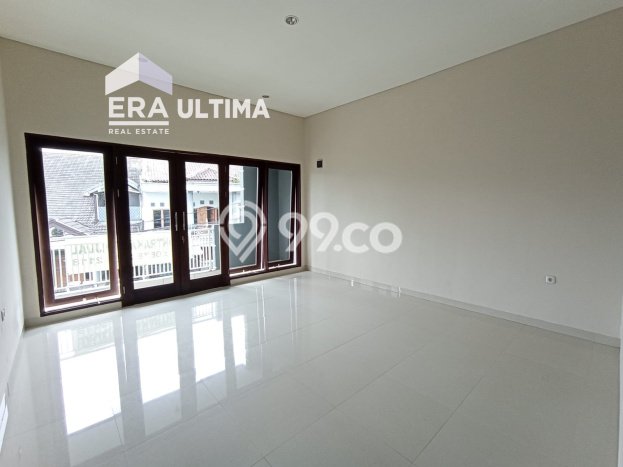 Rumah di BKR, LT 160m², Bangunan 160m² Rumah di BKR, LT 160m², Bangunan 160m²