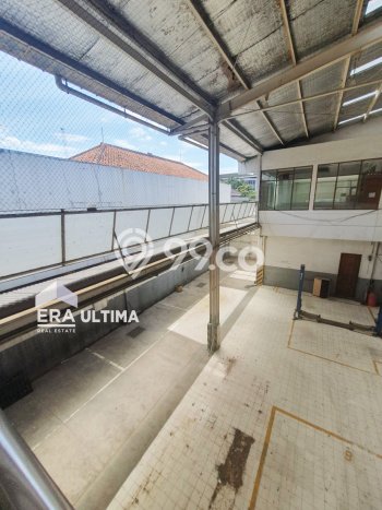 LOKASI PREMIUM! Gudang di Soekarno Hatta, Luas 1950m², Area Bisnis LOKASI PREMIUM! Gudang di Soekarno Hatta, Luas 1950m², Area Bisnis