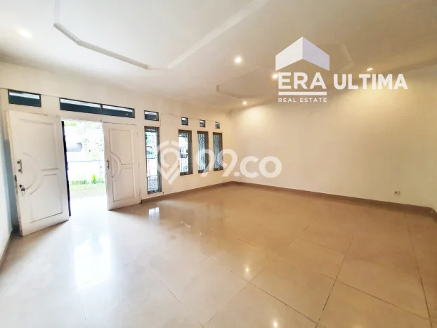 Lokasi terbaik! Rumah siap pakai disewakan di Batununggal LB 130m2 Lokasi terbaik! Rumah siap pakai disewakan di Batununggal LB 130m2