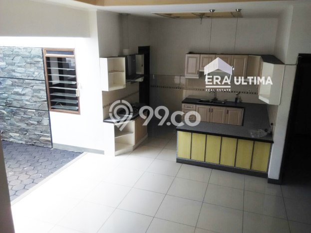 Siap Huni Rumah Mewah 5 Kamar di Batununggal Dekat ke Mana Saja Siap Huni Rumah Mewah 5 Kamar di Batununggal Dekat ke Mana Saja