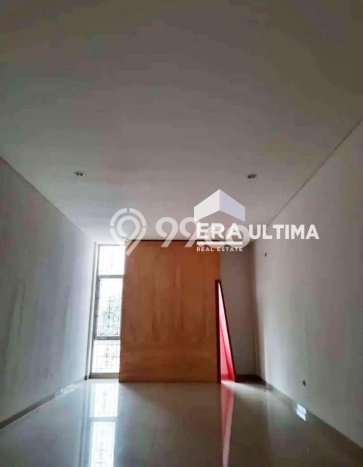 For Rent Ruko Strategis di Margacinta, Luas 150m², Pusat Komersial For Rent Ruko Strategis di Margacinta, Luas 150m², Pusat Komersial