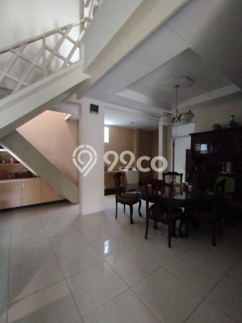 Jual Rumah Strategis Bagus Punya 6 KT di Arcamanik Bandung SHM Jual Rumah Strategis Bagus Punya 6 KT di Arcamanik Bandung SHM