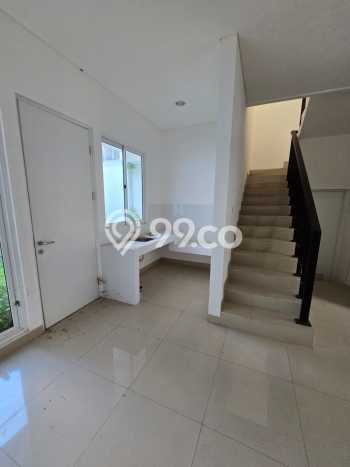 Lokasi strategis! Rumah siap huni disewakan di Cakung LB 85m2 Lokasi strategis! Rumah siap huni disewakan di Cakung LB 85m2