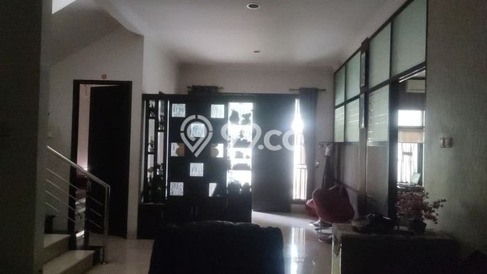 Siap Huni Hunian Elit 4 Kamar di Cakung Dekat ke Mana Pun Siap Huni Hunian Elit 4 Kamar di Cakung Dekat ke Mana Pun