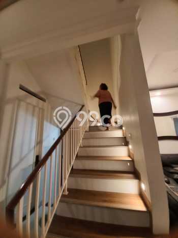 For Sale Rumah 4 Kamar Lokasi Ideal Bagus dan Strategis di Tarumajaya For Sale Rumah 4 Kamar Lokasi Ideal Bagus dan Strategis di Tarumajaya