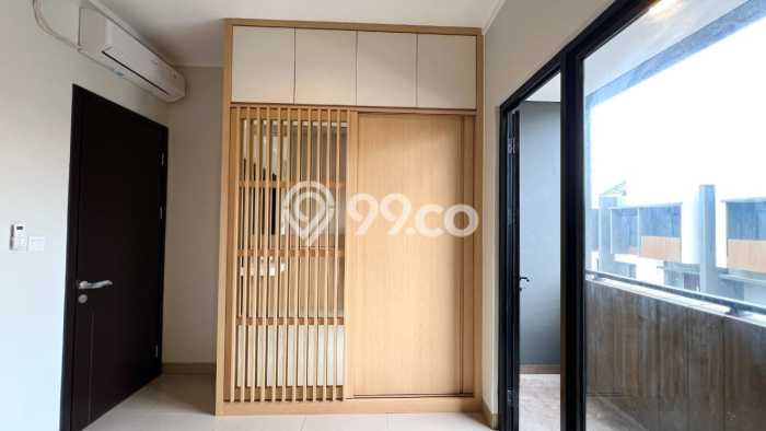 Disewakan Rumah Harga Terjangkau di Summarecon Crown Gading Bekasi Punya 3 Kamar Tidur Disewakan Rumah Harga Terjangkau di Summarecon Crown Gading Bekasi Punya 3 Kamar Tidur