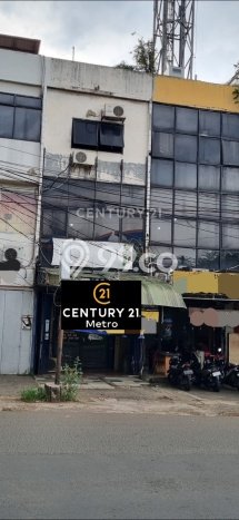 AREA TERSIBUK! Ruko Kawasan , Luas 124m2m², Nilai Tinggi AREA TERSIBUK! Ruko Kawasan , Luas 124m2m², Nilai Tinggi