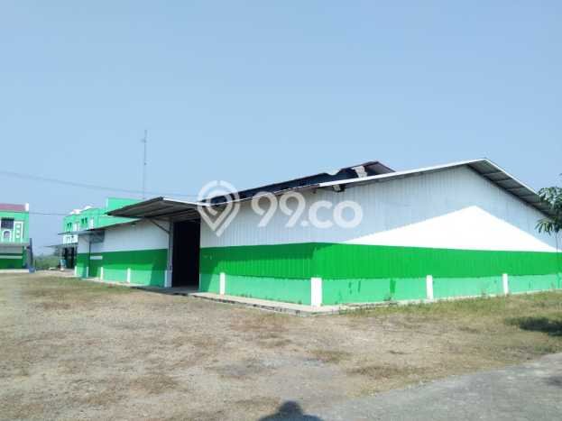 Unit Komersial Dijual di Palasah Majalengka Luas Tanah 21000m2, Luas Bangunan 21000m2 Unit Komersial Dijual di Palasah Majalengka Luas Tanah 21000m2, Luas Bangunan 21000m2