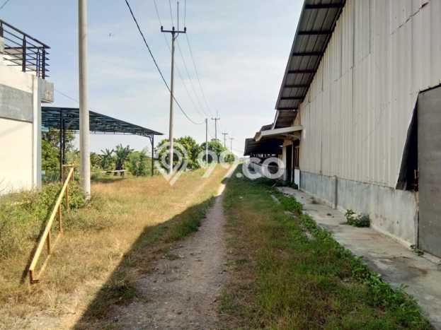 Unit Komersial Dijual di Palasah Majalengka Luas Tanah 21000m2, Luas Bangunan 21000m2 Unit Komersial Dijual di Palasah Majalengka Luas Tanah 21000m2, Luas Bangunan 21000m2