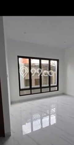 Ready to Use! Luxury House LT 126m2 Desain Modern di Villa Meruya Ready to Use! Luxury House LT 126m2 Desain Modern di Villa Meruya