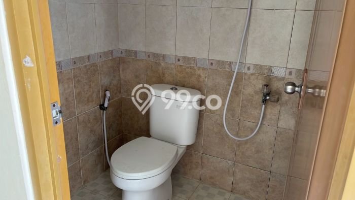Unit Ruko Dijual di Jakarta Barat LT 72m2 & LB 210m2 Unit Ruko Dijual di Jakarta Barat LT 72m2 & LB 210m2