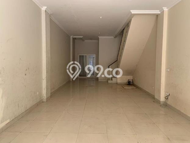 Lokasi Strategis! Dijual Ruko Bisnis di Cengkareng, Jakarta Barat Kondisi Bagus Lokasi Strategis! Dijual Ruko Bisnis di Cengkareng, Jakarta Barat Kondisi Bagus