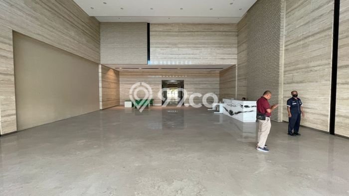 Dijual! Komersial di Tangerang Kota Tangerang LT 1976m2 / LB 13779m2 Kawasan Bisnis Dijual! Komersial di Tangerang Kota Tangerang LT 1976m2 / LB 13779m2 Kawasan Bisnis