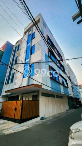 Dijual! Komersial di Gajah Mada Jakarta Pusat LT 73m2 / LB 402m2 Kawasan Strategis Dijual! Komersial di Gajah Mada Jakarta Pusat LT 73m2 / LB 402m2 Kawasan Strategis